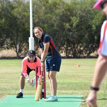 Vlc Kareena Musgrave Lines Up With Wicket Keeper Jacob Kennedy