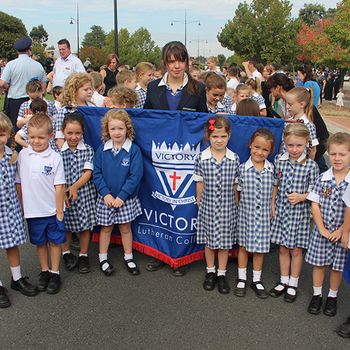 Anzac Day Wodonga March 1