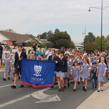 Anzac Day Wodonga March 6