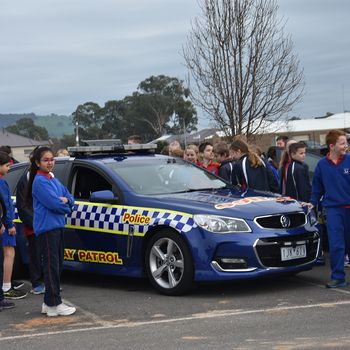 Cars Yr 5 Police Car Visit 19