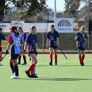 T3 Wk 3 Hume Hockey Girls 124