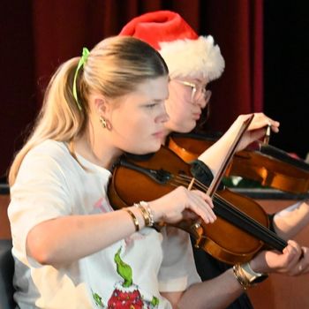 2025 t4 Wk 9 Carols the College 172