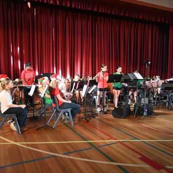 2025 t4 Wk 9 Carols the College 2