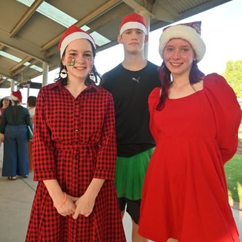 2025 t4 Wk 9 Carols the College 423