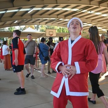 2025 t4 Wk 9 Carols the College 434