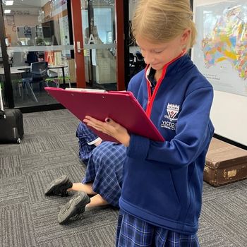 2025 Year 2 Then Now artefact investigation 14