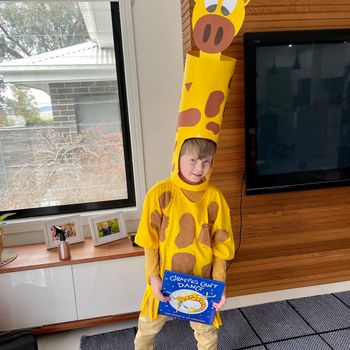 Austin As Gerald Giraffe