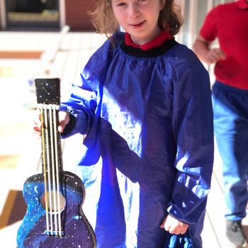 Yr 4 Art Mixed Media Guitars 1