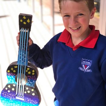 Yr 4 Art Mixed Media Guitars 10