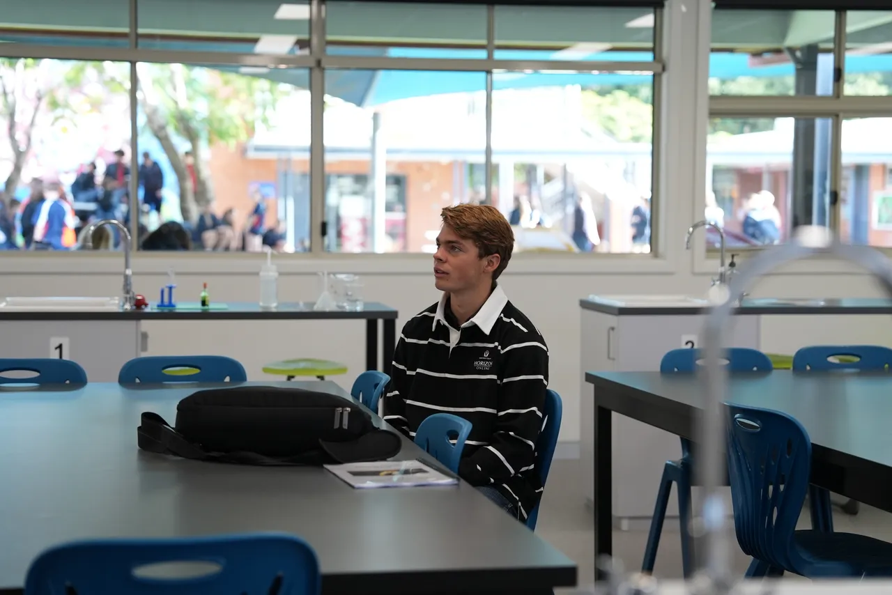 Students studying HSC subjects through online HSC courses NSW