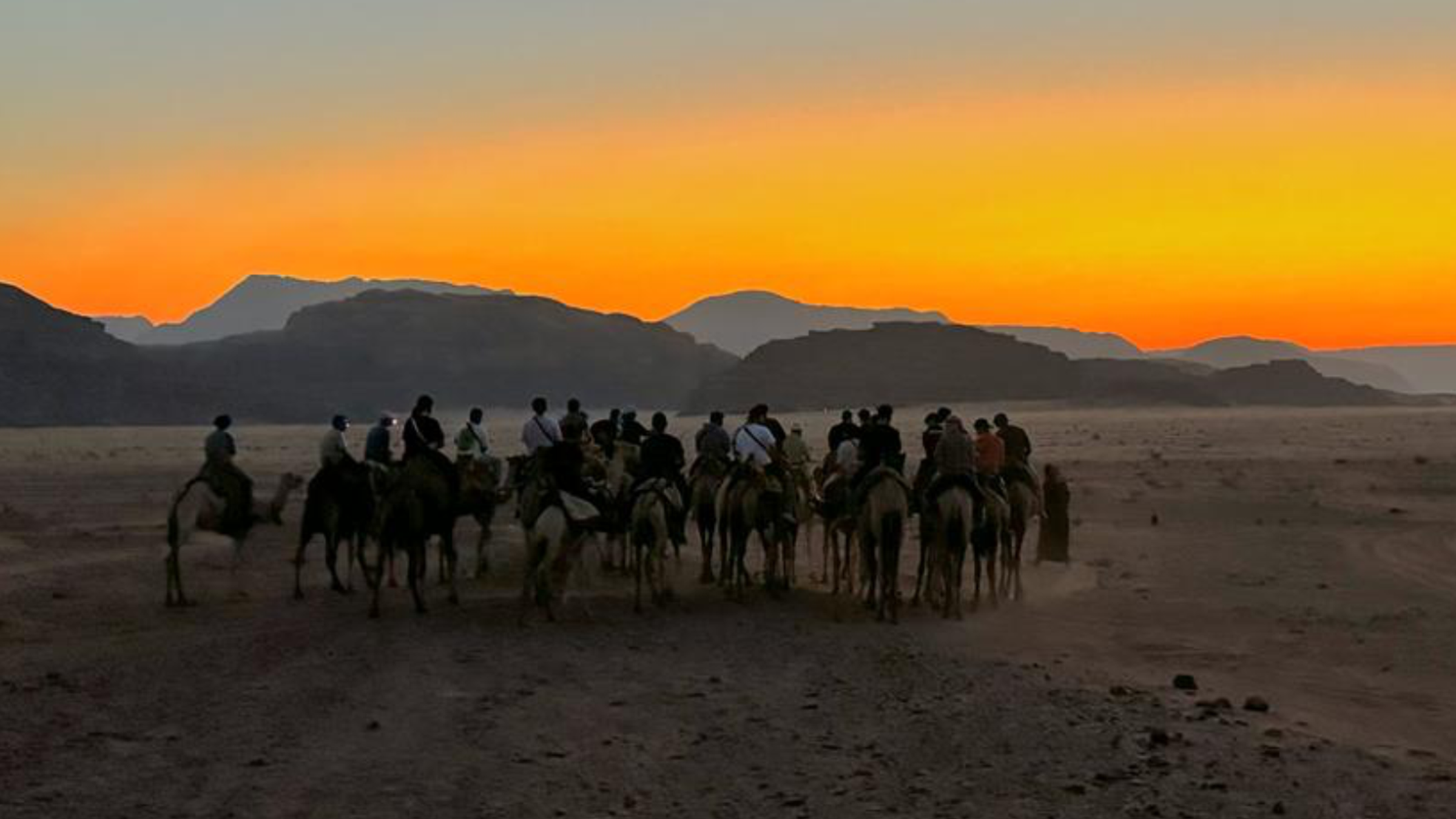 https://media.digistormhosting.com.au/digistorm-staging-website-4/content/images/Umrah7.png?v=1733449867