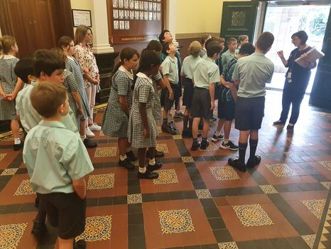 Yr6 Politics Visit To Parliament 9