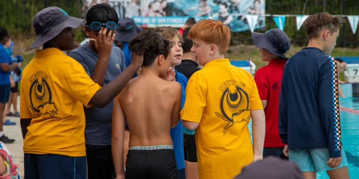 Year 4 8 swimming carnival 1711