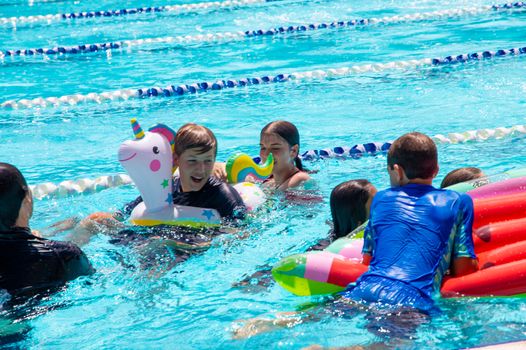 Year 4 8 swimming carnival 1970