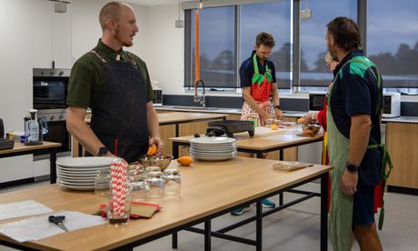 High school teaching staff cooking lessons 7365