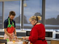 High school teaching staff cooking lessons 7366