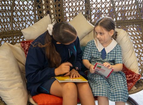 Year 7 reading to prep students 7189