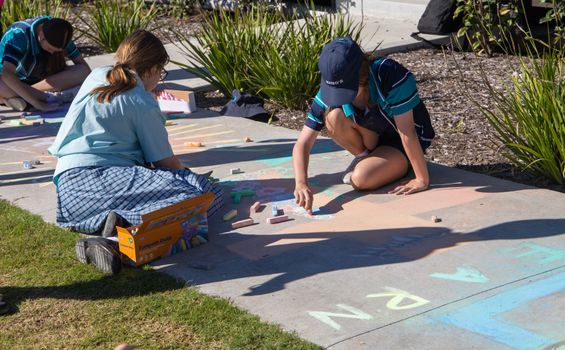 Yr 7 chalk path art 4758