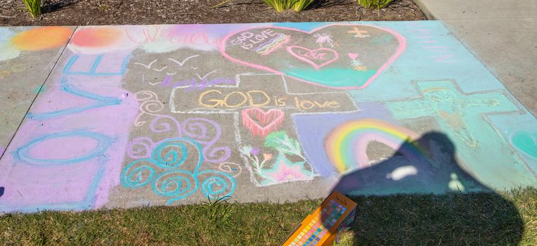 Yr 7 chalk path art 4764