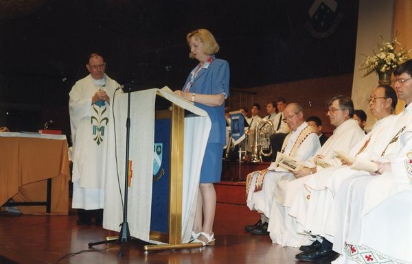 1999 02