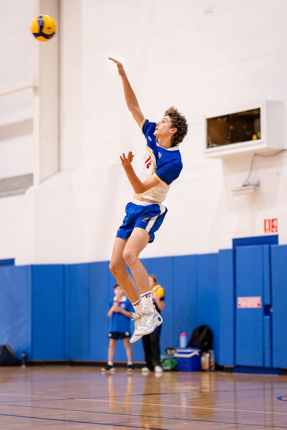 NC Voilleyball R3 25 85