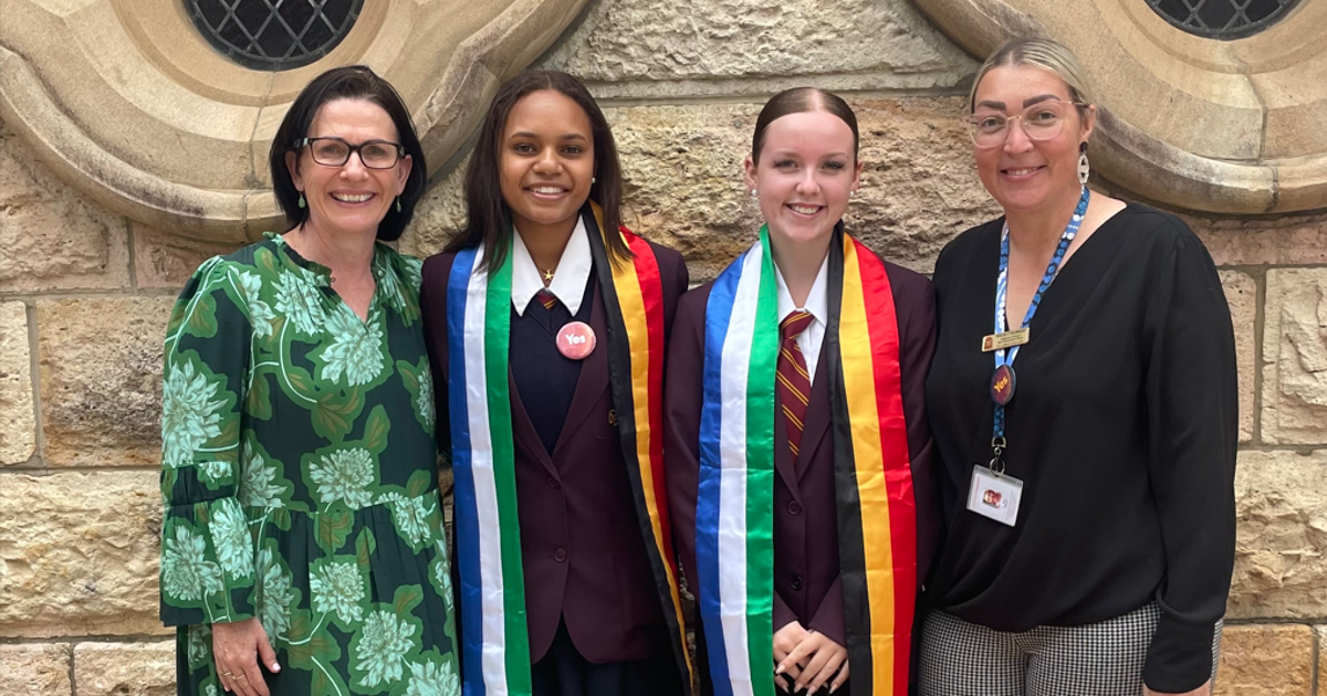 Aboriginal and Torres Strait Islander Students Attend Graduation Event ...