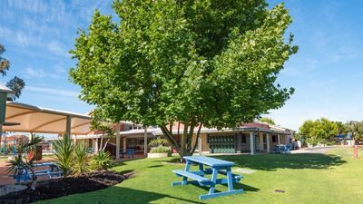 Green spaces outside Floreat Building Middle School